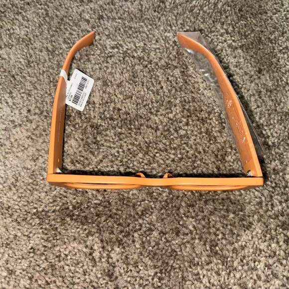 Forever 21 Orange and Yellow Sunglasses Set - Picture 4 of 7